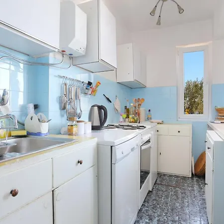 Apartment By The Sea Pisak, Omis - 1006 *
